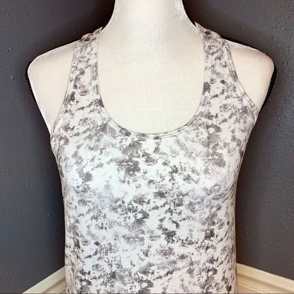 Lole Fancy Tank - Picture 3 of 8